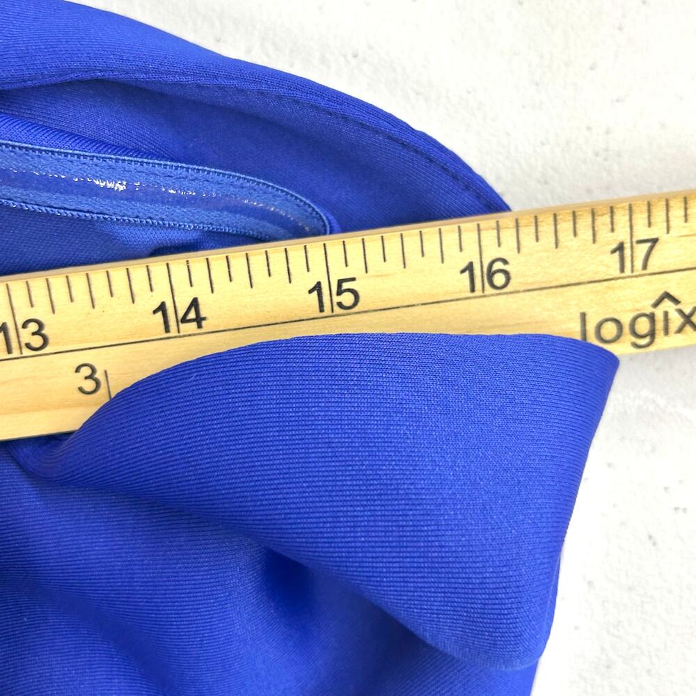 Elegant Royal Blue Coquette Off-Shoulder Bow Mermaid Formal Gown Small Detail - Picture 5 of 7